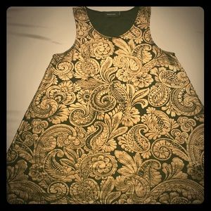 NWOT MINKPINK Gold & Black sleeveless shift dress